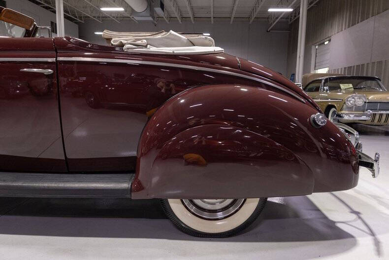 1940 Ford Deluxe