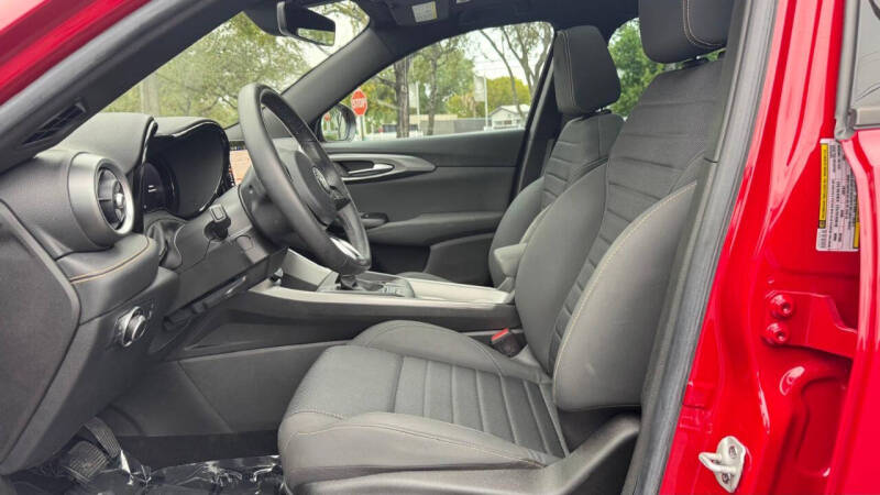 2024 Alfa Romeo Tonale Hybrid Ti