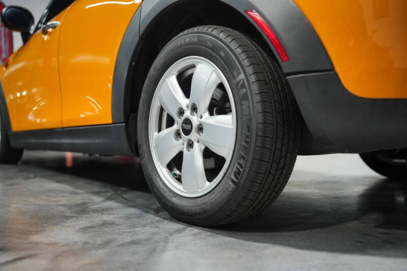 2016 MINI Hardtop 4 Door Cooper