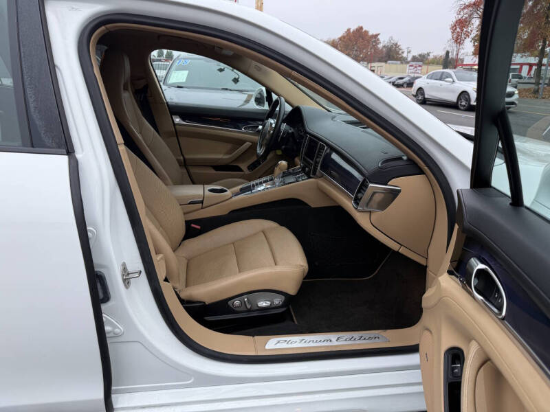 2013 Porsche Panamera