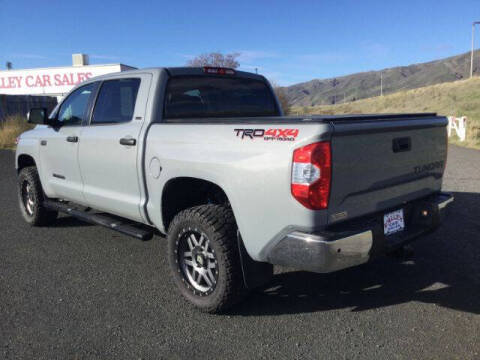 2018 Toyota Tundra SR5