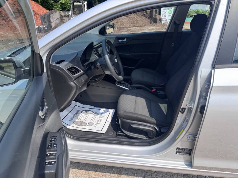 2021 Hyundai Accent SE