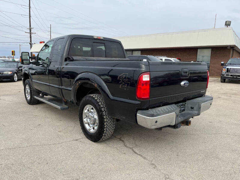 2015 Ford F-250 Super Duty Lariat photo 11