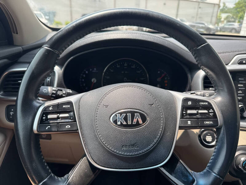 2019 Kia Sorento EX V6