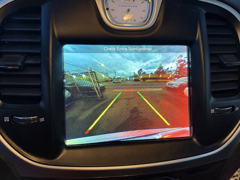 2018 Chrysler 300 Touring L