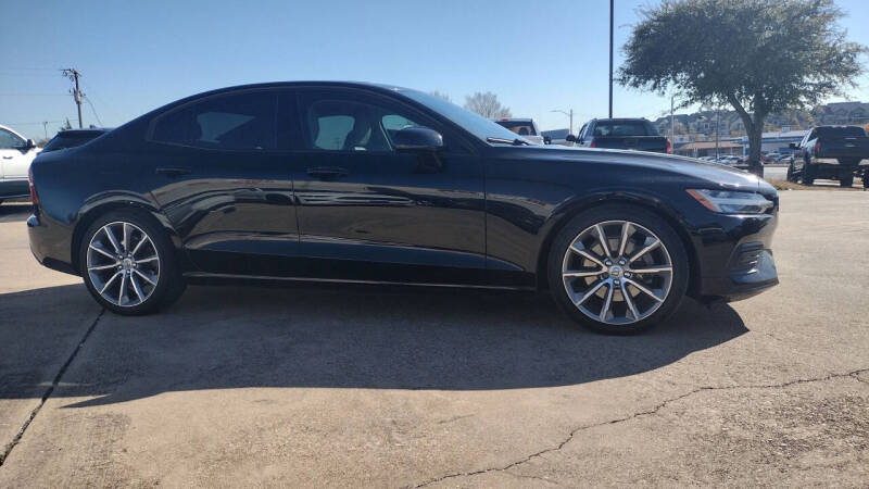 2019 Volvo S60 T5 Momentum