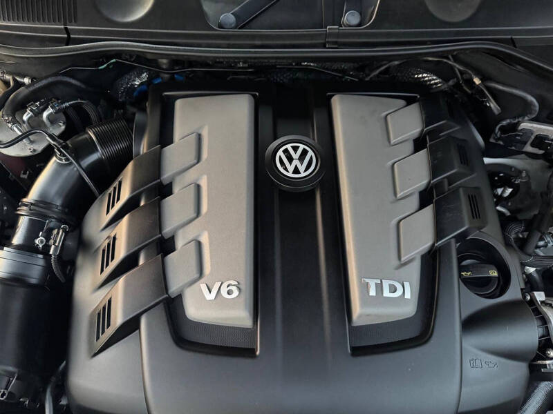 2014 Volkswagen Touareg TDI Lux