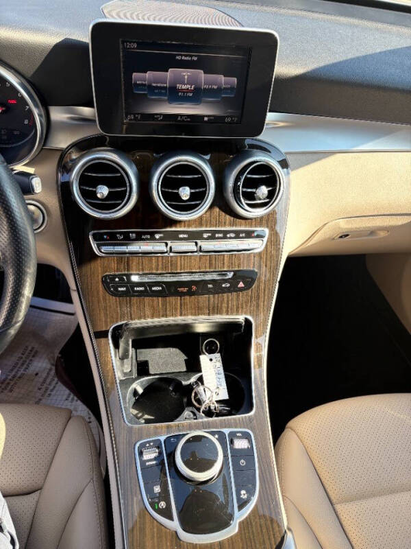 2017 Mercedes-Benz GLC GLC 300 4MATIC