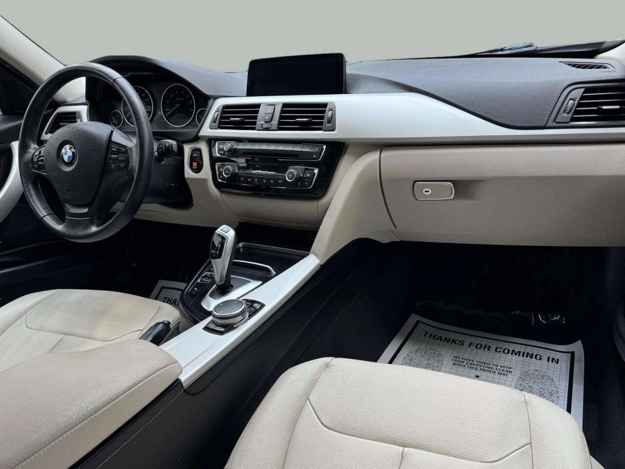 2017 BMW 3 Series 320i xDrive AWD 4dr Sedan - Gray exterior view 7