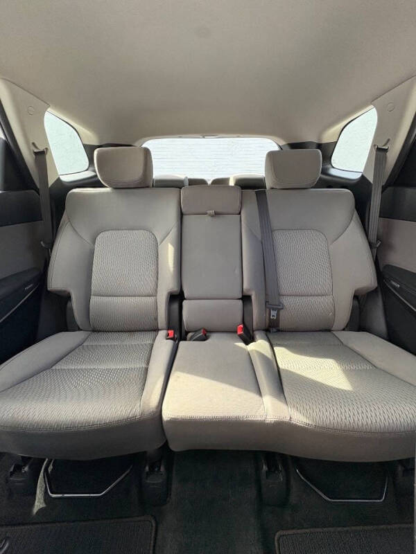 2018 Hyundai Santa Fe SE