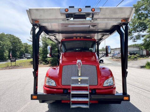 2022 Kenworth T370