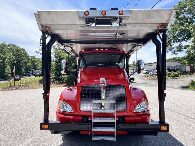2022 Kenworth T370