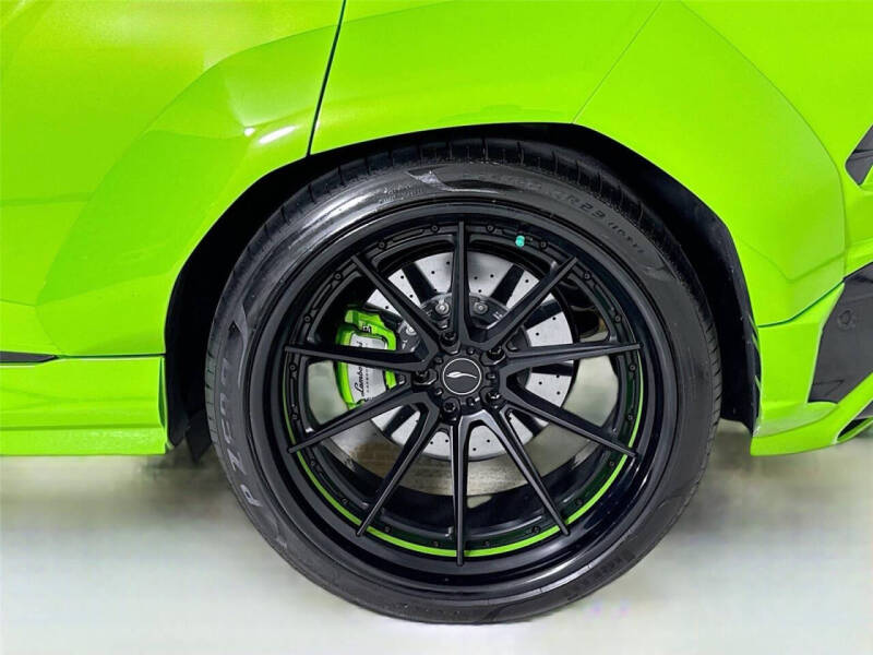 2022 Lamborghini Urus