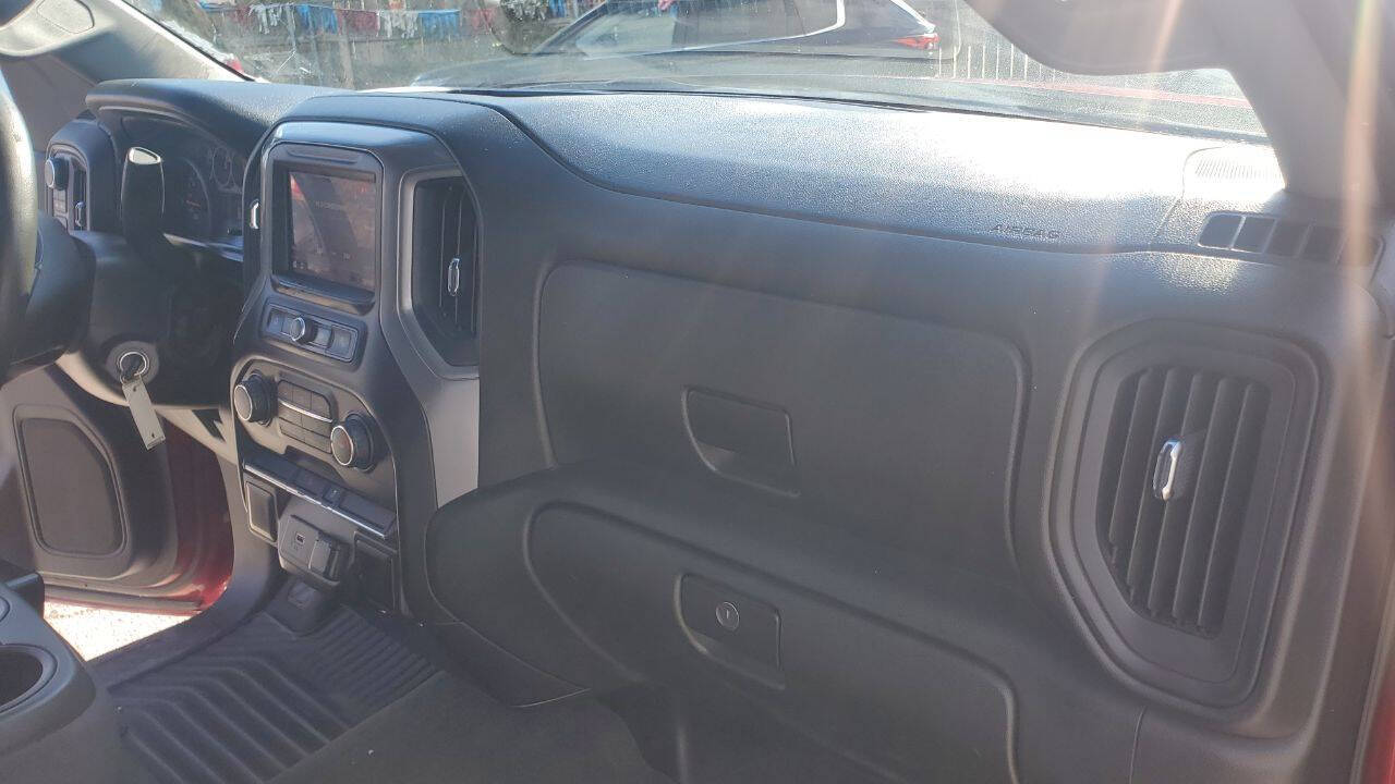 Used Car 2020 Chevrolet Silverado 1500  Custom 4x4 4dr Crew Cab 5.8 Ft. Sb For Sale Under $30,000 In San Antonio, Texas