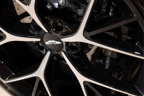 2026 Aston Martin DBX 707