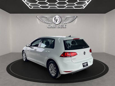 2016 Volkswagen Golf TSI S