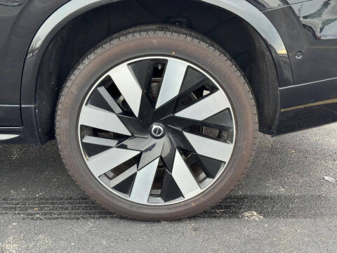 2023 Volvo XC90 Recharge T8 Ultimate Bright Theme 6P