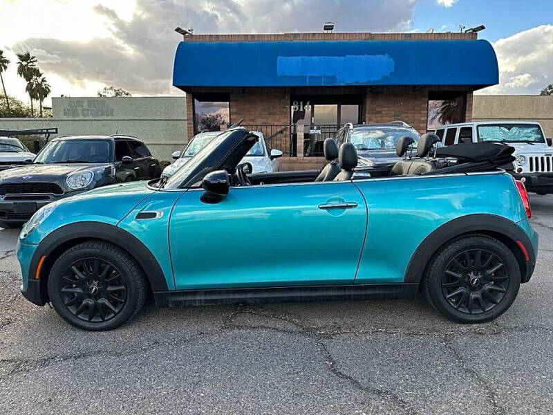 2017 MINI Convertible Cooper