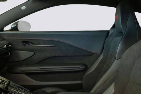 2025 Aston Martin Vantage