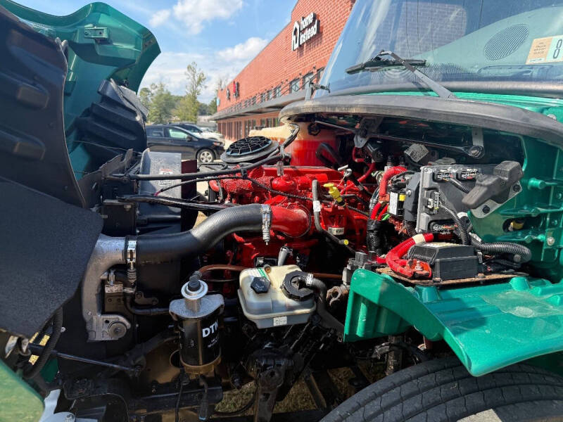 2014 Freightliner M2 106