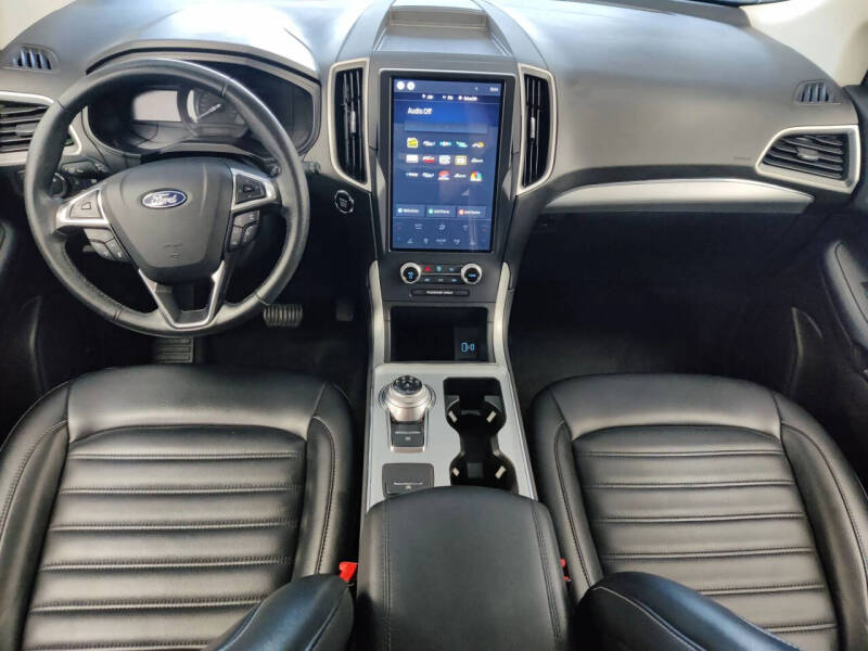 2022 Ford Edge