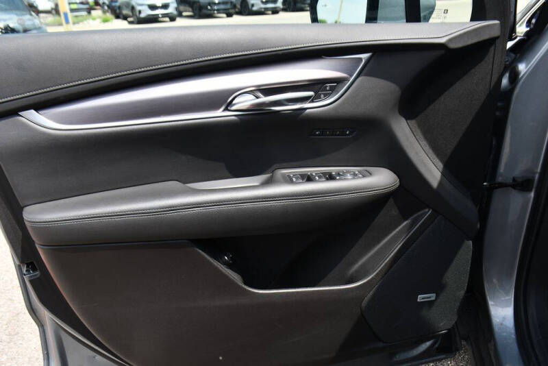 2024 Cadillac XT6 Luxury