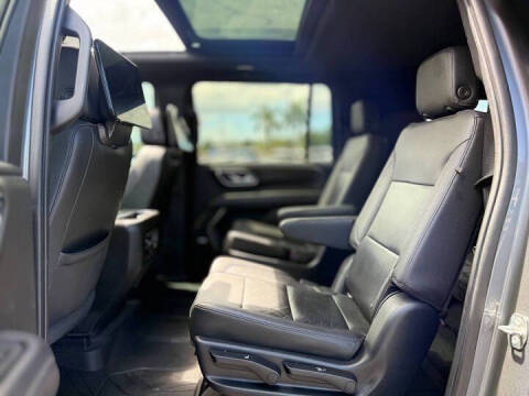 2021 Chevrolet Suburban LT