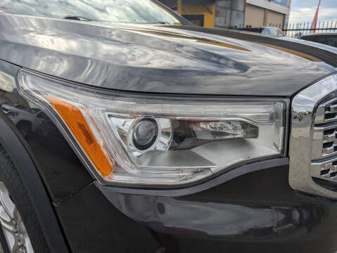 2017 GMC Acadia SLE-1