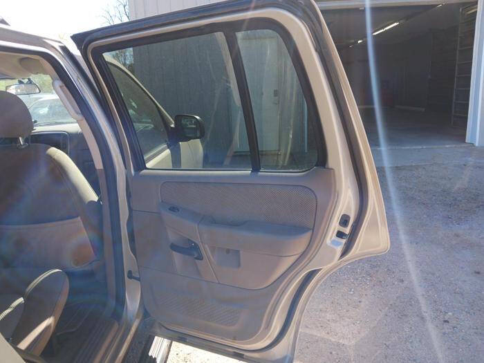 2005 Ford Explorer XLT