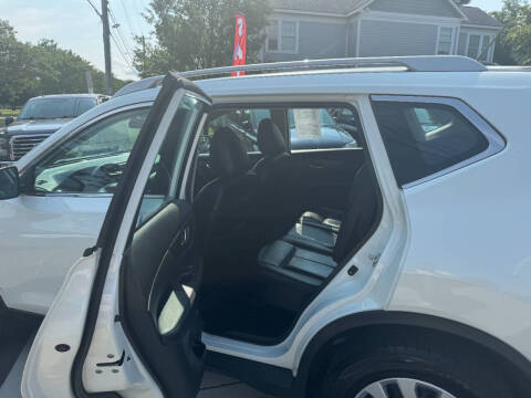 2015 Nissan Rogue SV