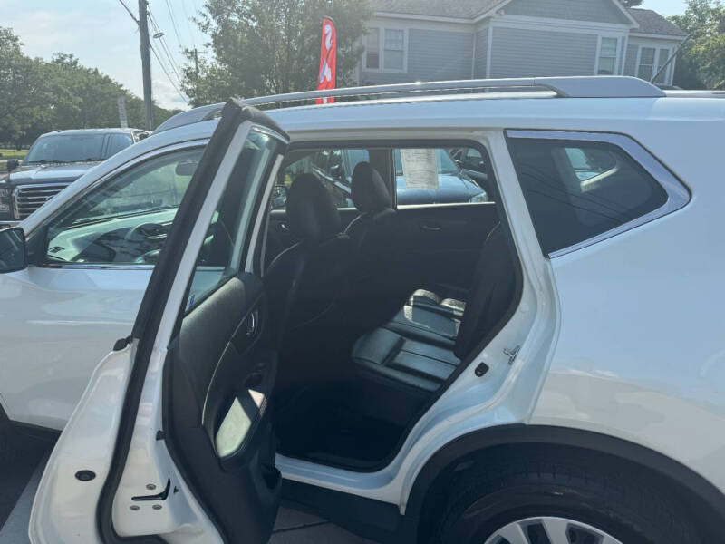 2015 Nissan Rogue SV