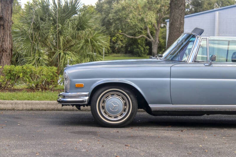 1970 Mercedes-Benz 280-Class