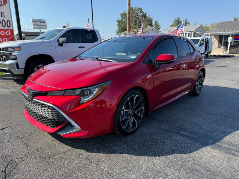 2022 Toyota Corolla Hatchback XSE's photo