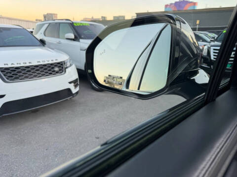 2023 Rivian R1T Adventure