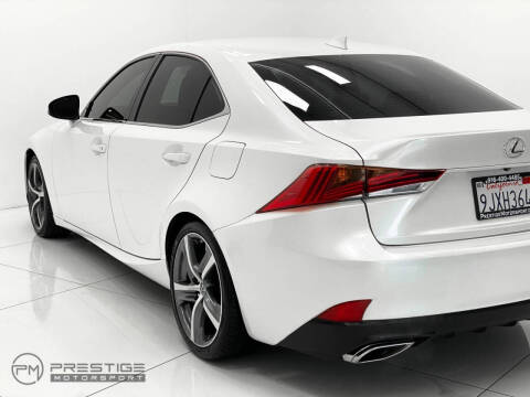 2017 Lexus IS 300