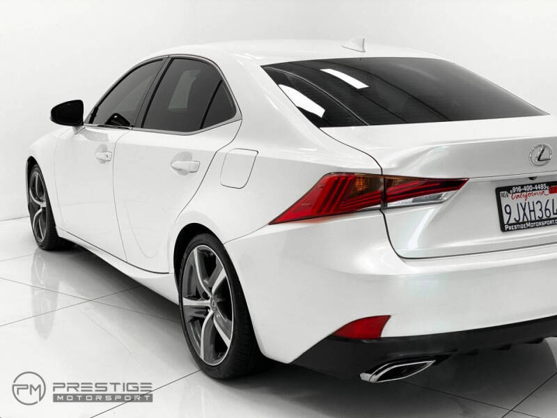 2017 Lexus IS 300