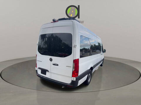 2021 Mercedes-Benz Sprinter 2500