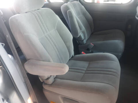 2003 Toyota Sienna LE