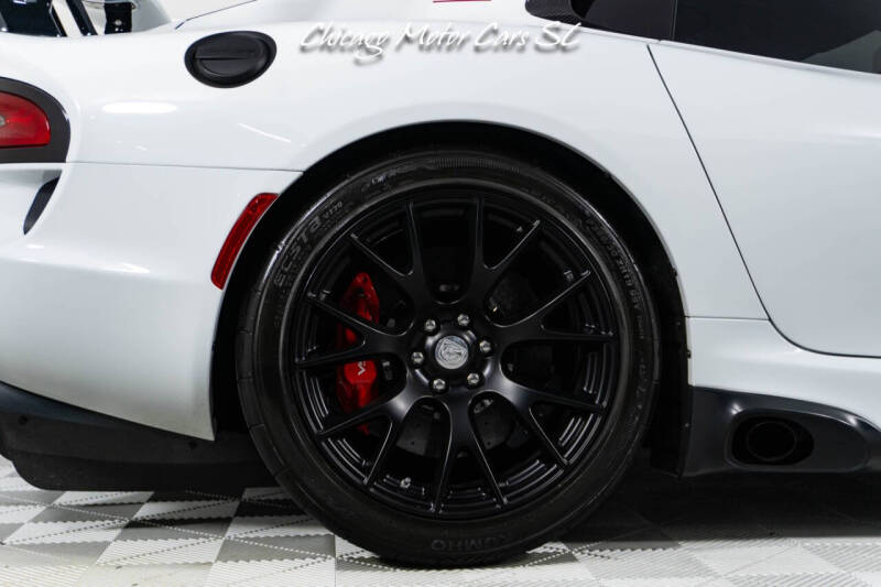 2017 Dodge Viper GTC