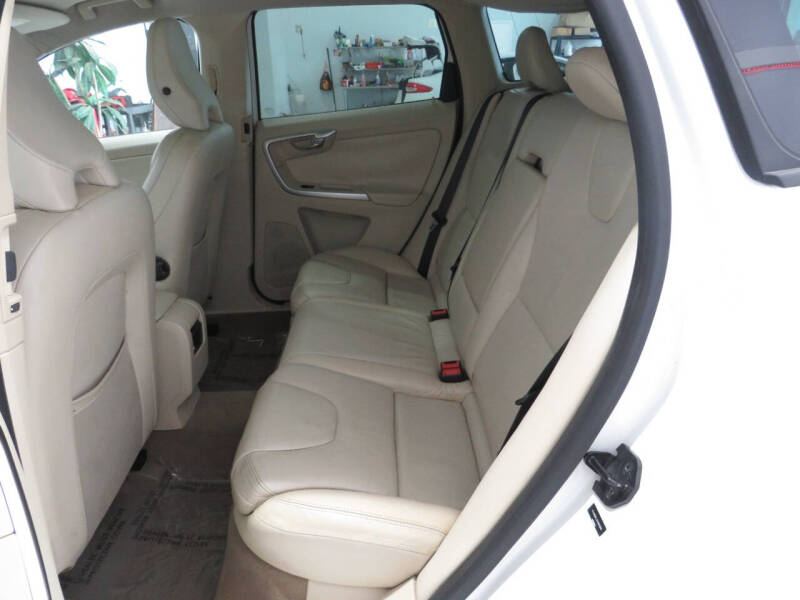 2010 Volvo XC60 3.2