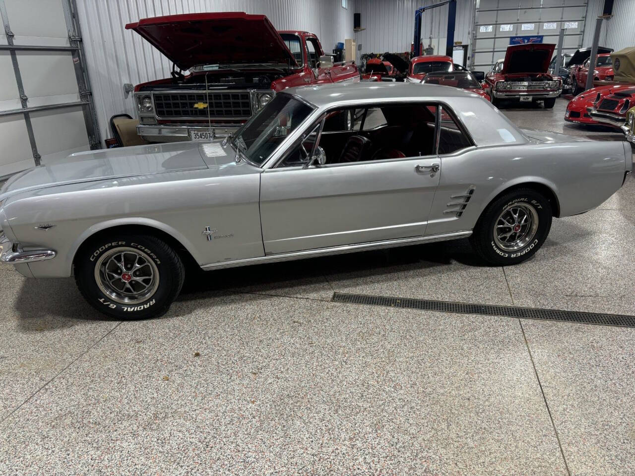 1966 Ford Mustang 9