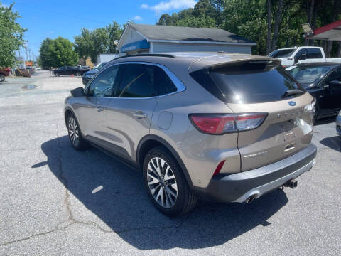 2020 Ford Escape Titanium