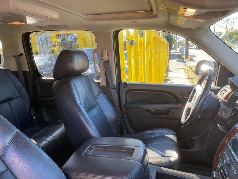 2014 Chevrolet Suburban