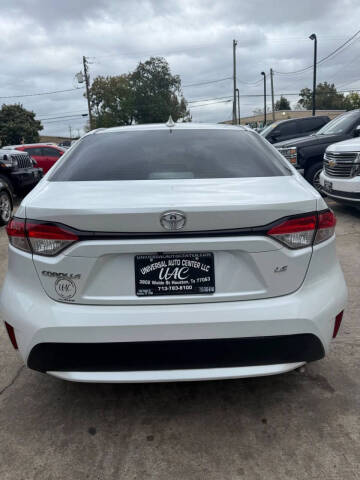 2022 Toyota Corolla LE