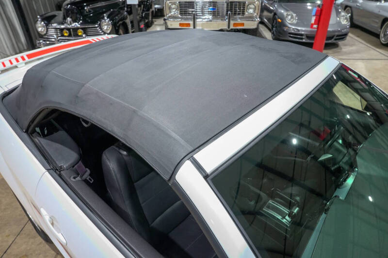 2005 Ford Mustang V6 Premium