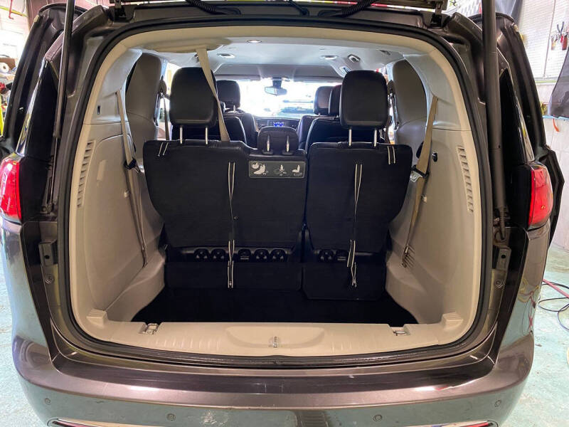 2017 Chrysler Pacifica Touring Plus