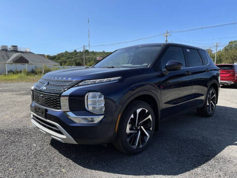 2024 Mitsubishi Outlander for sale at Midstate Auto Group in Auburn MA