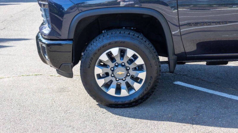 2024 Chevrolet Silverado 2500HD Custom