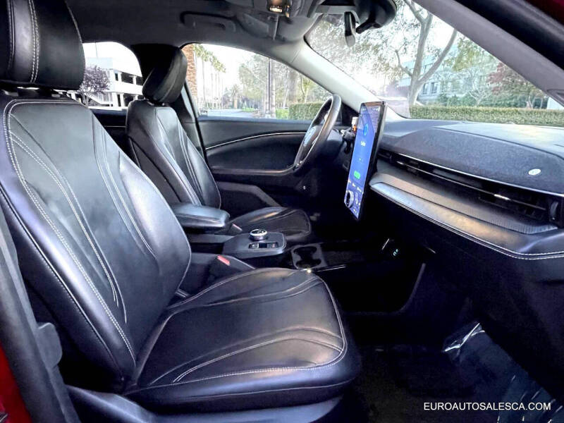 2022 Ford Mustang Mach-E Premium