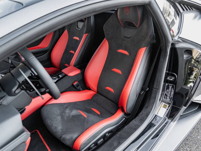 2024 Lamborghini Huracan Tecnica